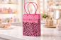 Preview: Geschenktasche „Pink Leopard“ – Liebevoll verpackt & stilvoll verschenkt