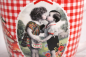 Preview: Young Love – Romantischer Porzellanbecher im Vintage-Design mit Geschenkdose