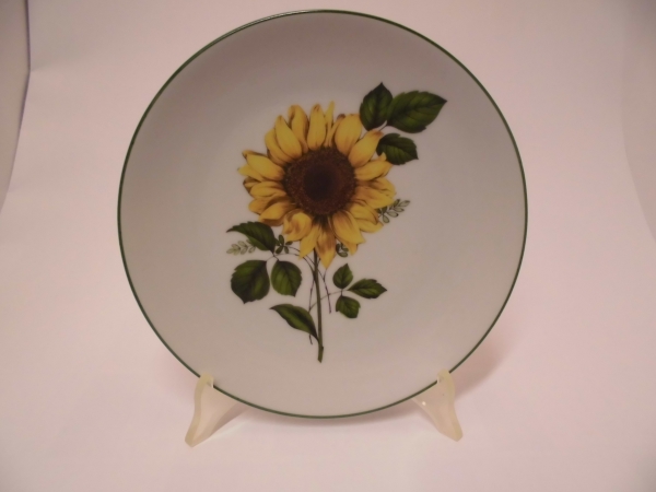 "Dessert Plate – Sunflower Design"