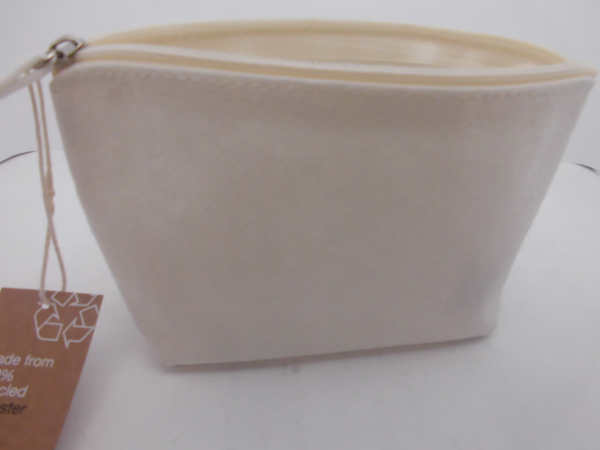 Toiletry Bag “Schlummertraum” – Compact, Sustainable & Lovingly Designed