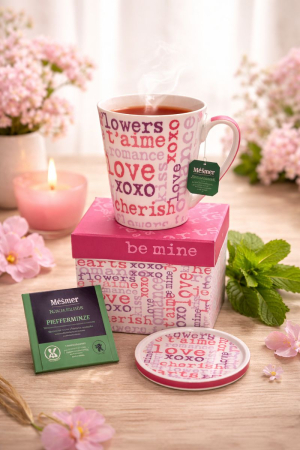 Porzellan-Geschenkset „Love Words“ – Tasse mit Deckel