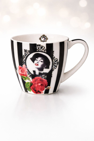 „Porzellantasse Cinema Diva – Glamour im Geschenkformat“